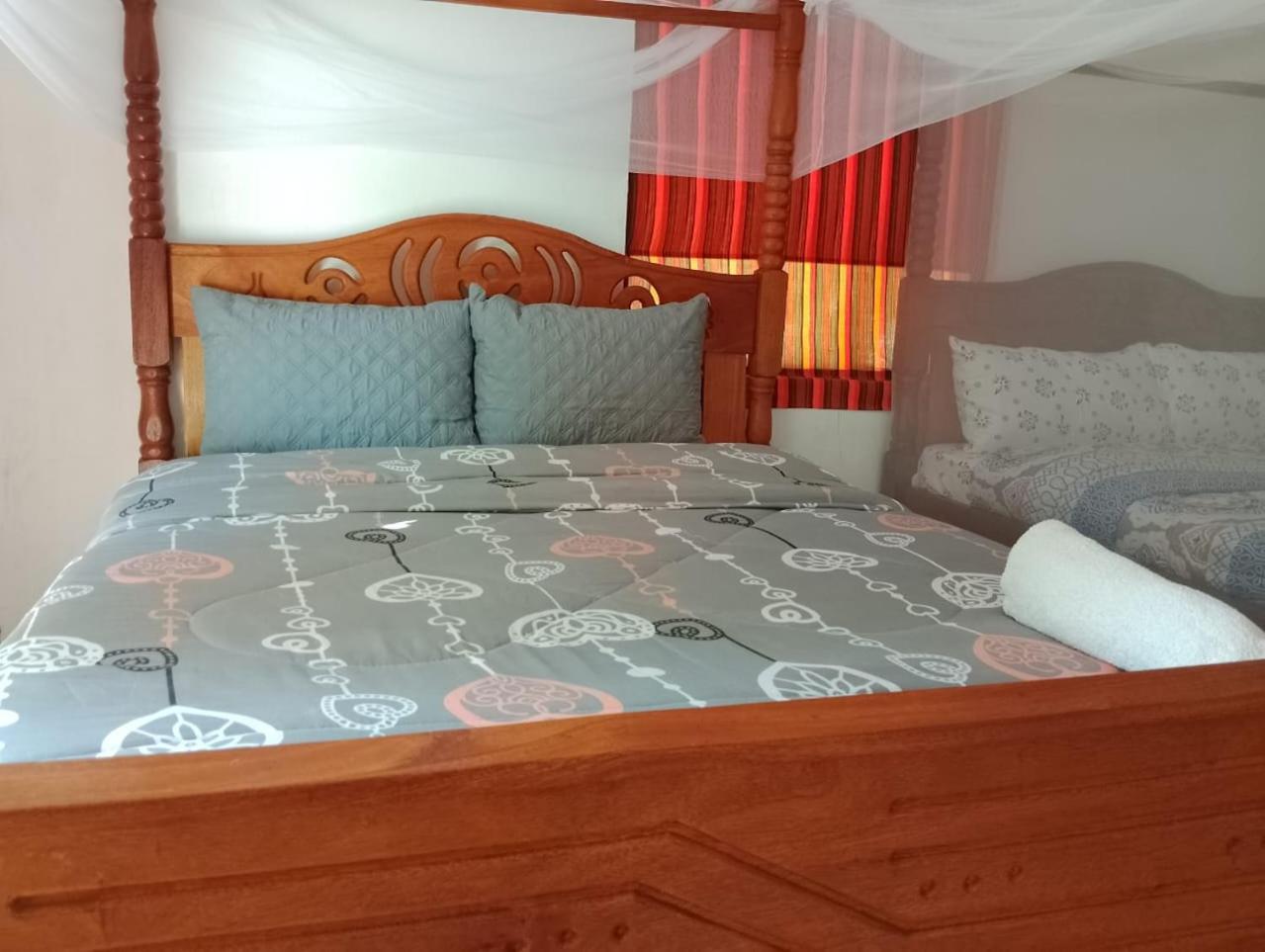 Eco Mara Forest Camp Ololaimutiek Habitación foto